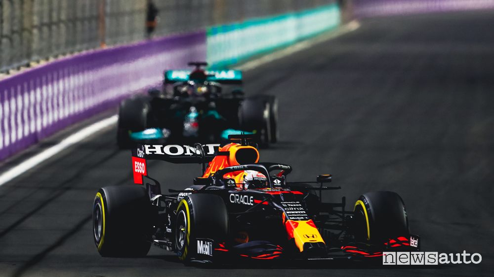 F1 Gp Arabia Saudita 2021 duello Hamilton-Verstappen