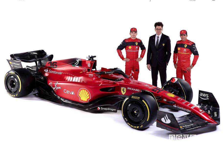 Leclerc, Binotto e Sainz Ferrari F1-75 2022