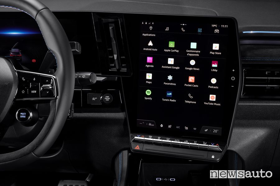 Display infotainment abitacolo OpenR link di Renault