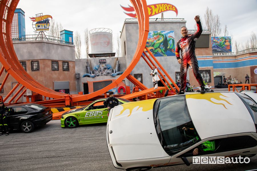 Le spettacolari acrobazie dello stunt show "Hot Wheels City - la nuova sfida"