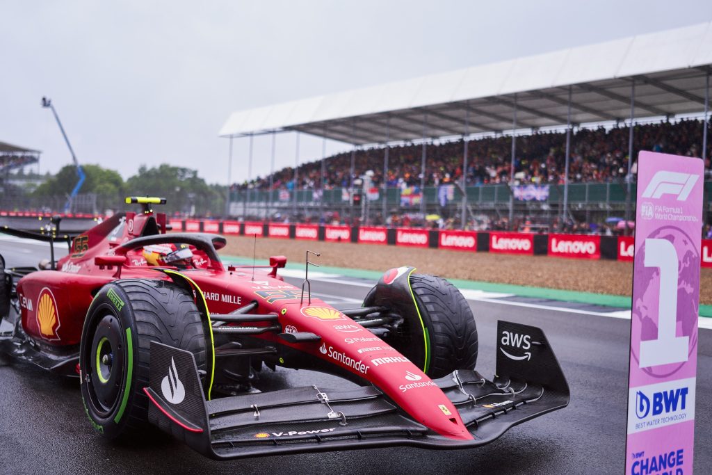 In Gran Bretagna nel 2022 Sainz jr. ha conquistato la sua prima pole e vittoria in F1
