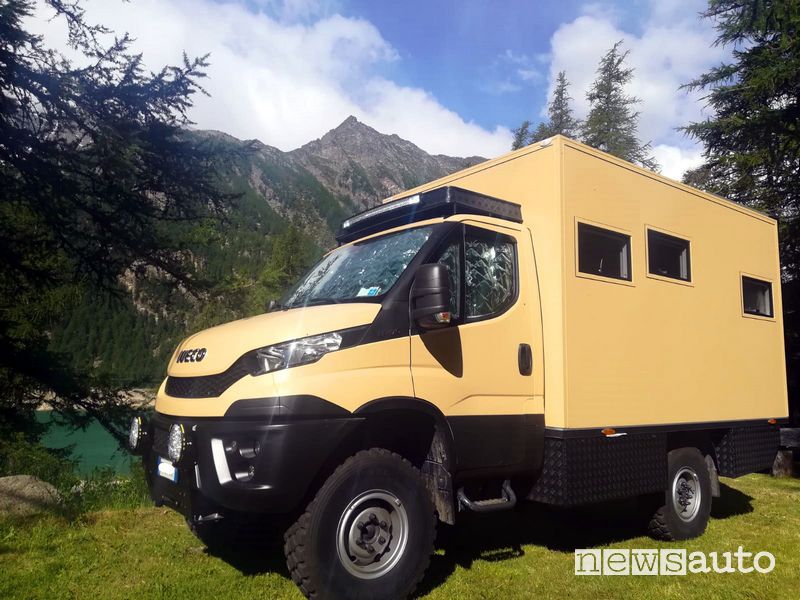 Iveco Daily 4x4 camperizzato realizzato da Raptor 4x4