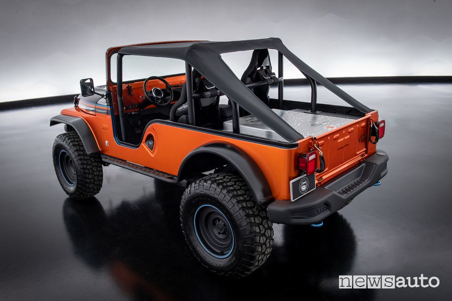 Jeep CJ Surge Concept posteriore