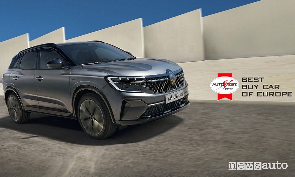 Renault Austral 2023: prova, consumi, prezzo, allestimenti - Prove -  AutoMoto