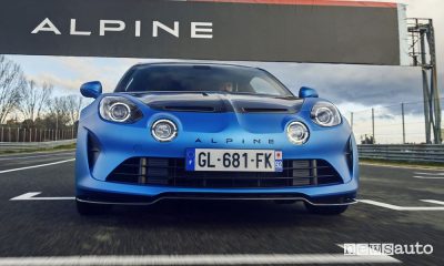 Alpine A110 R in pista