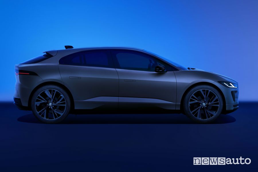 Nuova Jaguar I-Pace laterale
