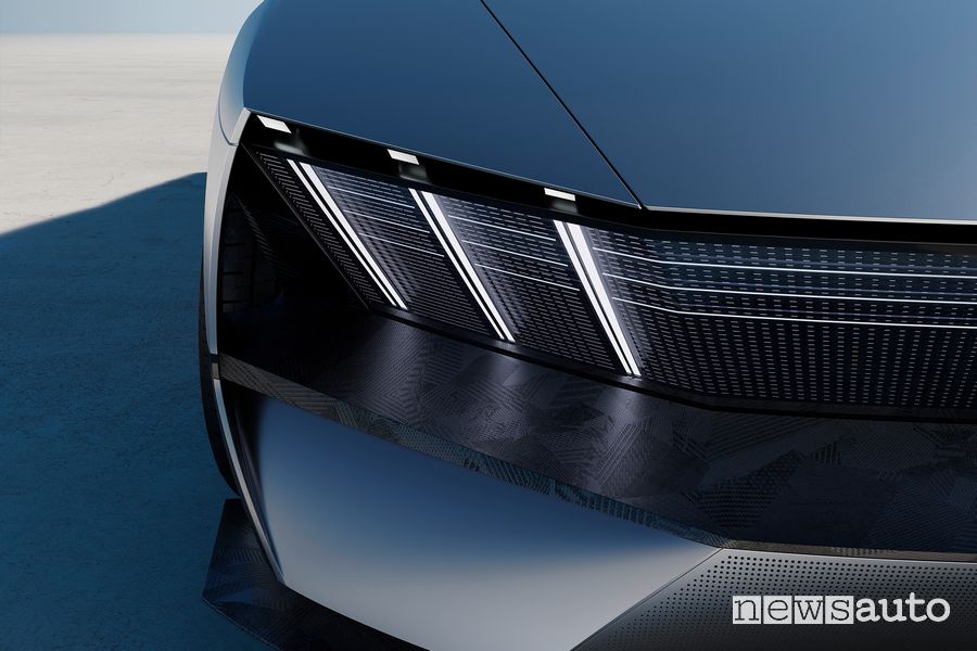 Peugeot Inception Concept firma luminosa anteriore