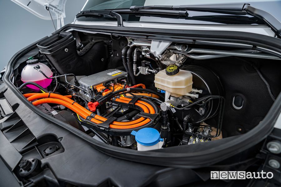Nuovo Mercedes-Benz eSprinter vano motore elettrico
