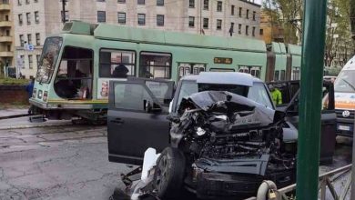 Incidente a Roma, il SUV di Immobile contro il tram