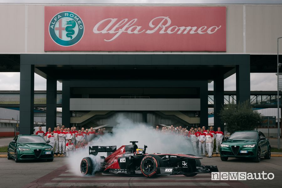 Alfa Romeo F1 ingresso della fabbrica Alfa Romeo di Cassino