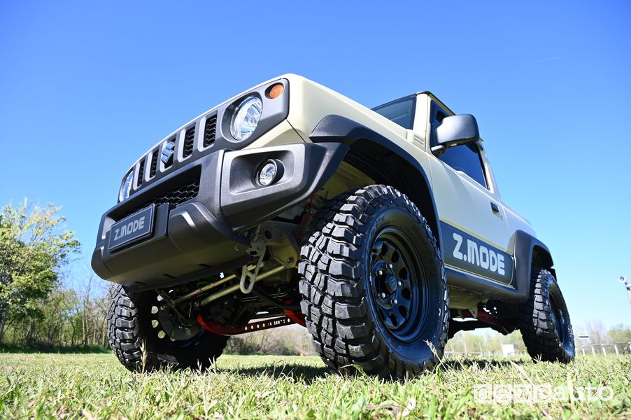 Suzuki Jimny pick-up Z-Mode anteriore 3/4