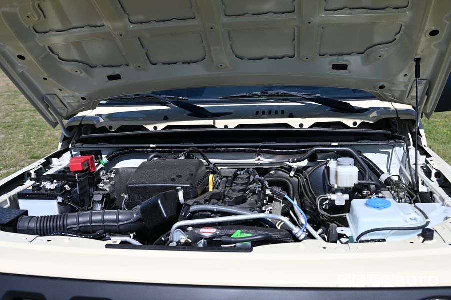 Suzuki Jimny pick-up Z-Mode vano motore