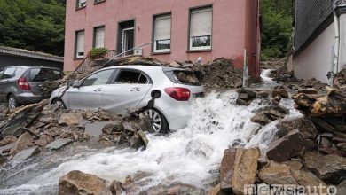 auto danneggiate da alluvioni
