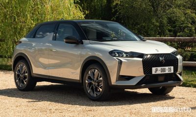 DS 3 Esprit De Voyage E-Tense anteriore 3/4