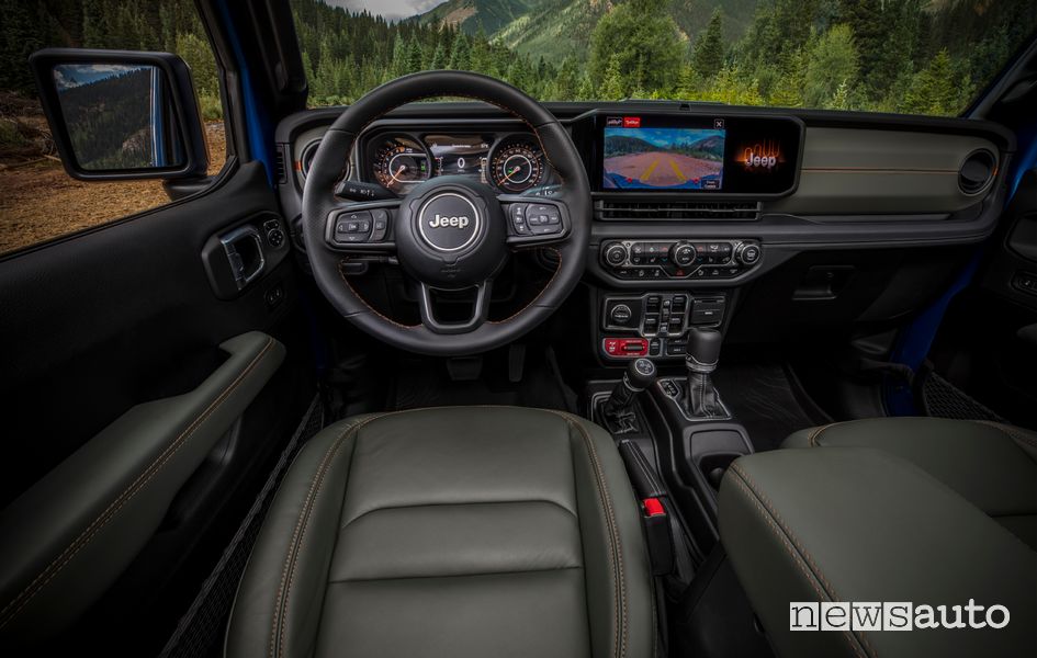 Jeep Gladiator Mojave X plancia abitacolo