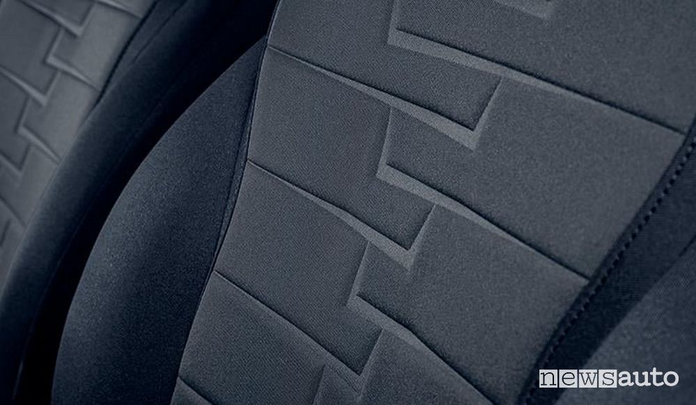 Lancia Ypsilon 2024 tessuto Seaqual Yarn sedili abitacolo