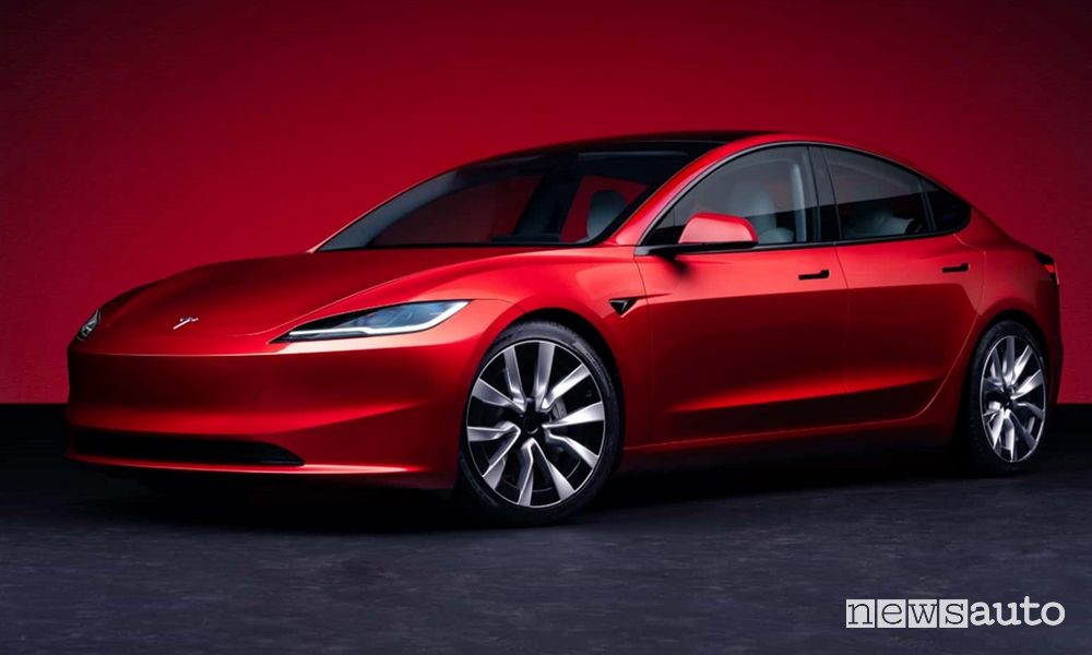 Nuova Tesla Model 3 Highland restyling
