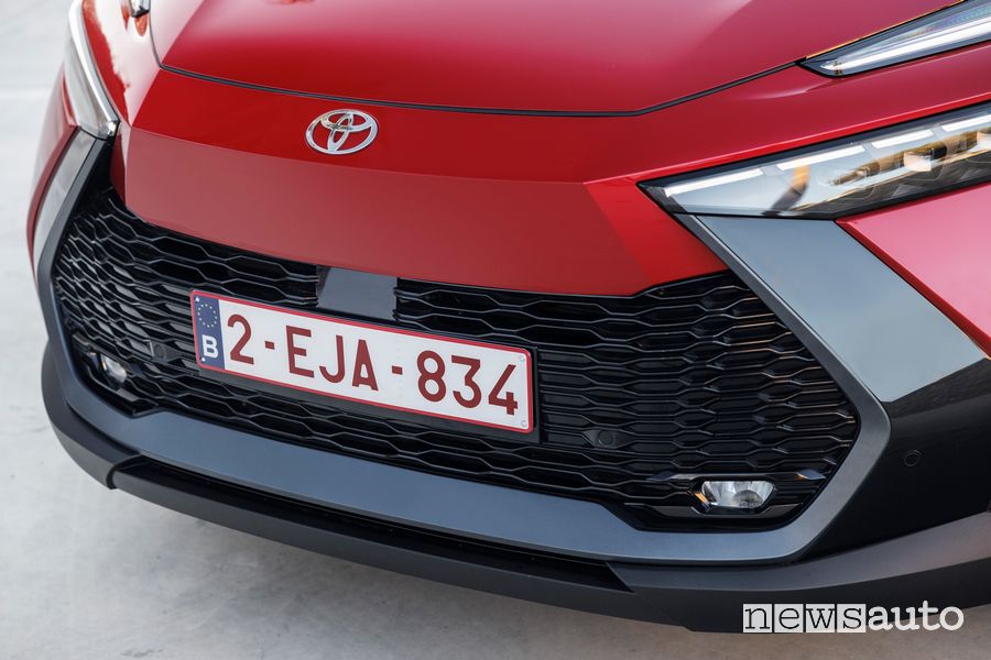 Nuova Toyota C-HR paraurti, griglia anteriore