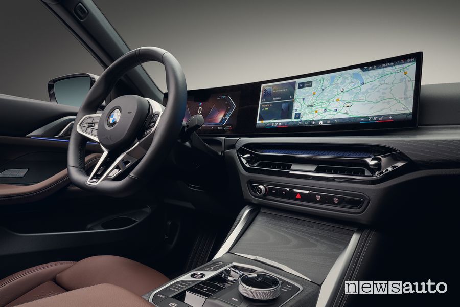 Nuova BMW Serie 4 Cabrio plancia abitacolo