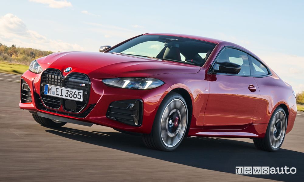 Nuova BMW Serie 4 Coupé su strada
