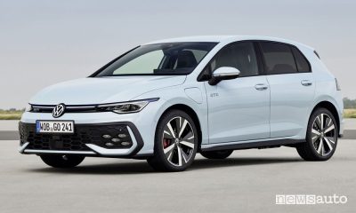 Volkswagen Golf GTE anteriore 3/4