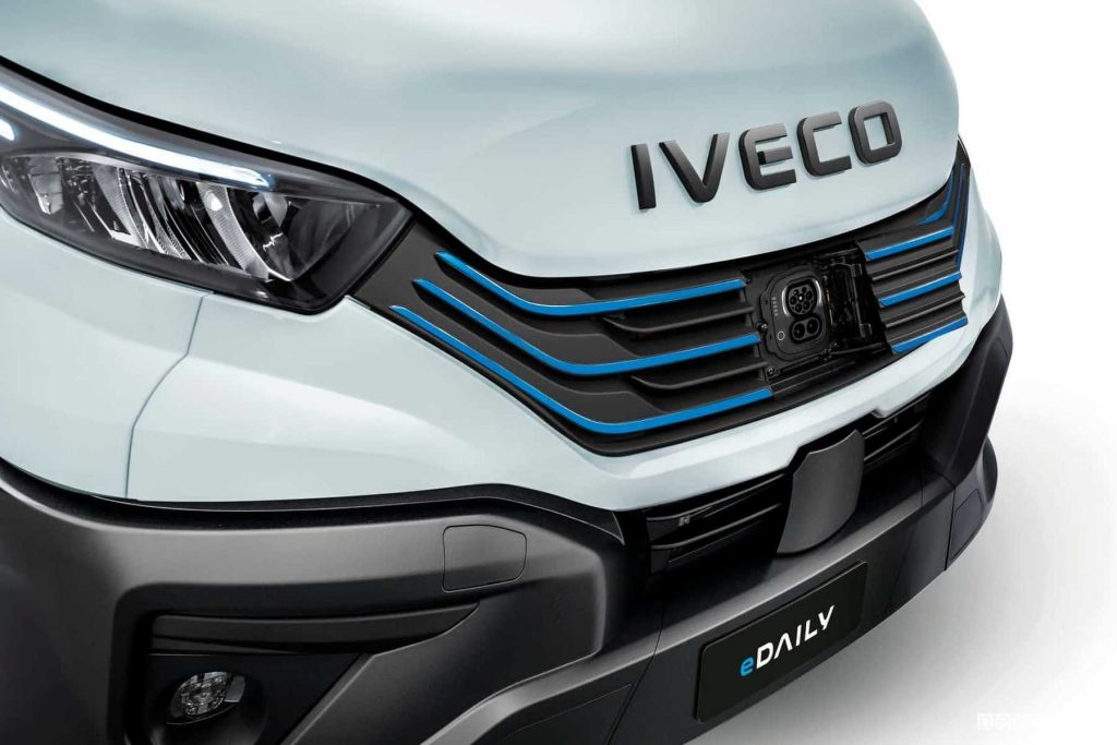 Iveco eDaily compartment for AC and DC charging