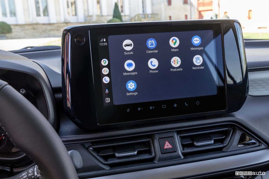 New Suzuki Swift 2024 Android Auto infotainment display