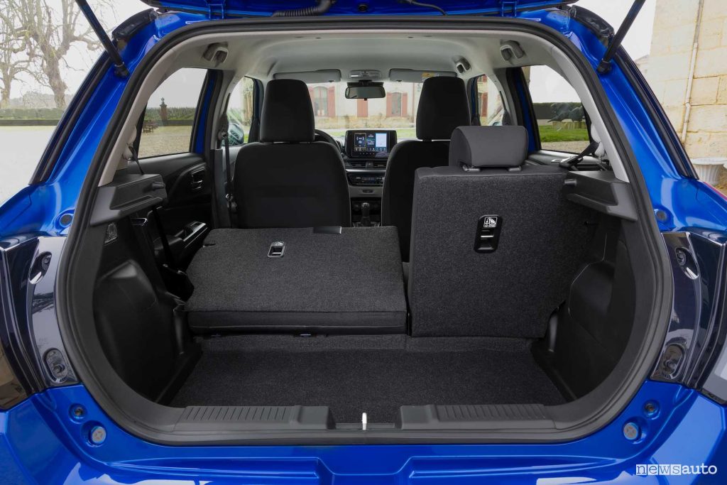 Nuova Suzuki Swift 2024 bagagliaio