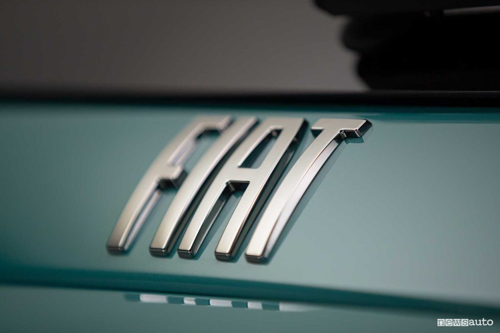 Nuova Fiat 600 Hybrid logo Fiat