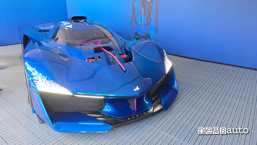Hydrogen-powered Alpine AlpenGlow exhibited at Le Mans 2024