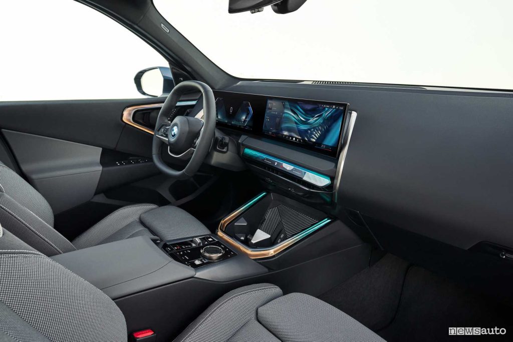 New BMW X3 30e xDrive cockpit dashboard