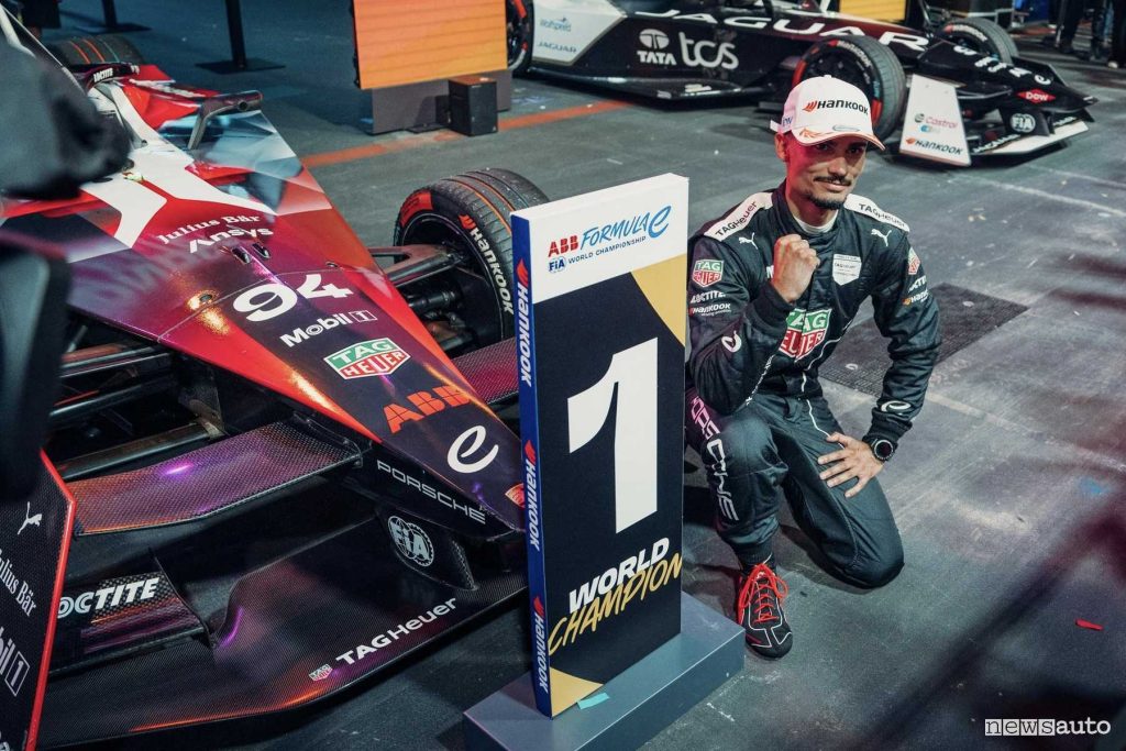 Formula E 2024 risultati Pascal Wehrlein Campione del Mondo 