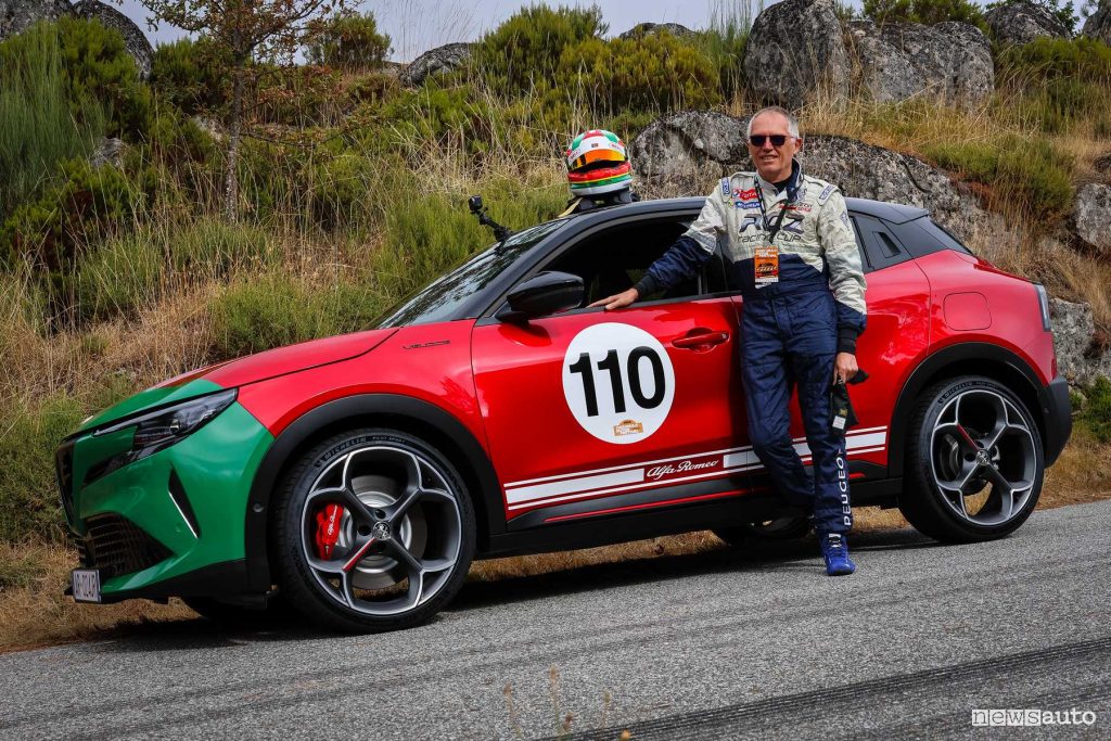 Carlos Tavares con l'Alfa Romeo Junior Veloce al Caramulo Motorfestival 2024