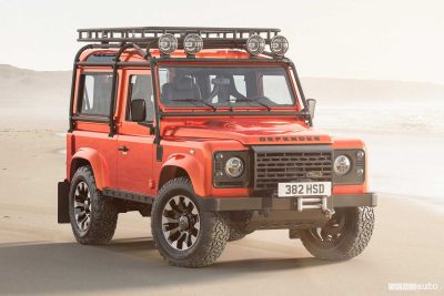 Land Rover Defender V8 by Works Bespoke anteriore 3/4