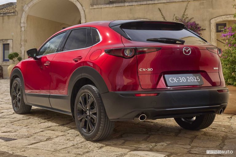 Mazda CX30 2025, caratteristiche e prezzo