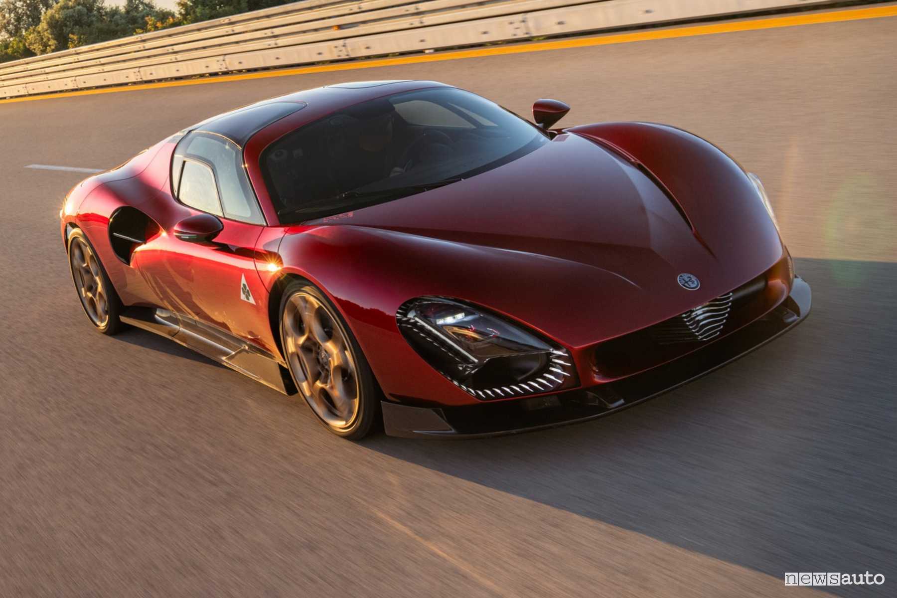 Alfa Romeo 33 Stradale, velocità massima di 333 km/h a Nardò