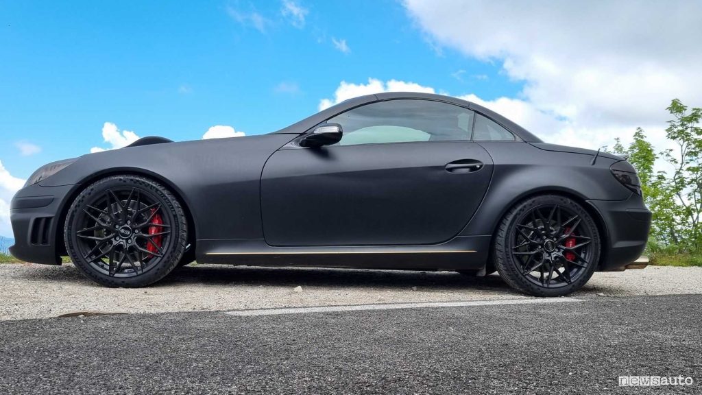 Mercedes SLK con kit freni Brembo GT