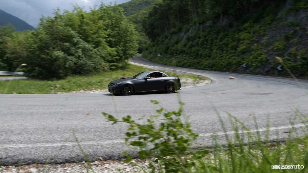 Test freni originali Mercedes SLK in discesa dal Monte Terminillo