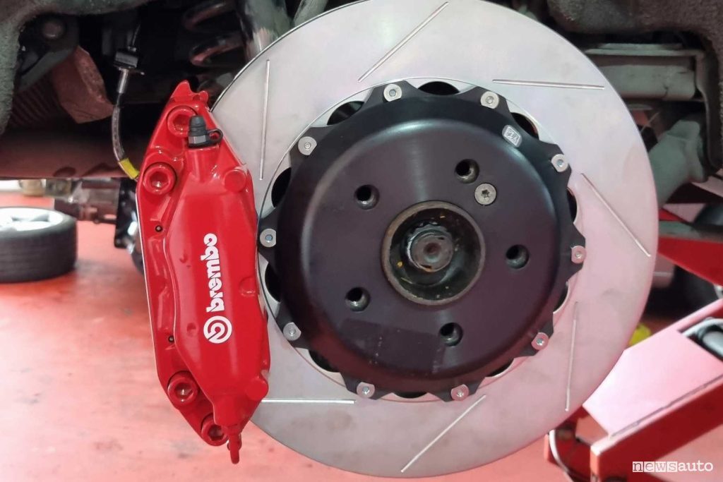 Disco posteriore kit freni Brembo GT