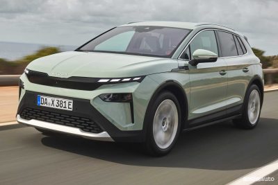 Nuova Skoda Elroq su strada