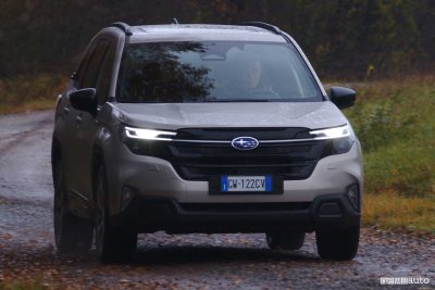 Subaru Forester 2025 sullo sterrato