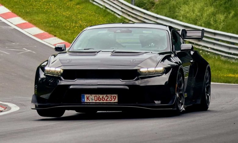 Record Ford Mustang GTD
