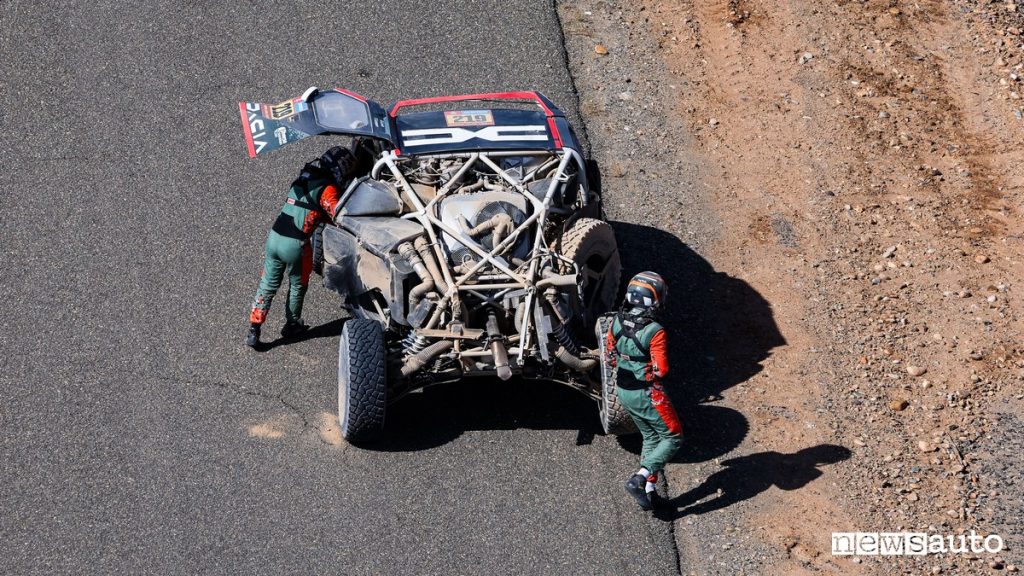 Ritiro Loeb Sainz Dakar, incidente Sébastien Loeb durante la tappa 3 della Dakar