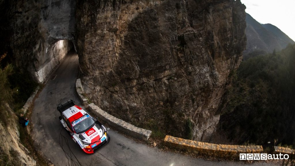 Sébastoem Ogier e Vincent Landais durante l'edizione vincente del 2023