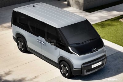 Kia PV5 Passenger anteriore 3/4