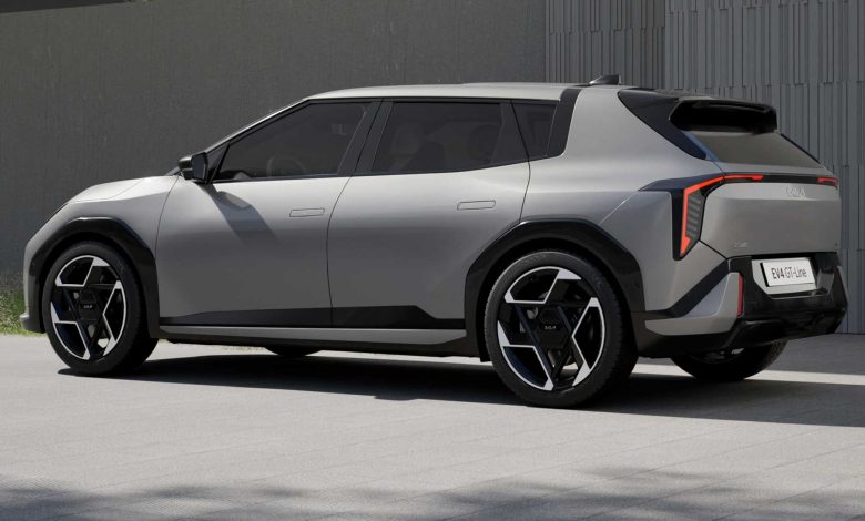 Kia EV4 Hatchback GT Line posteriore 3/4