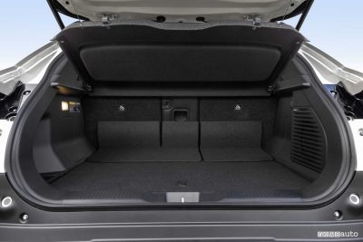 Suzuki e Vitara bagagliaio abitacolo