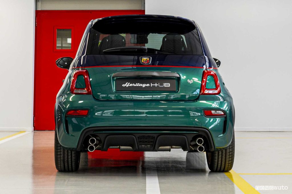 Abarth 695 Club Italia posteriore