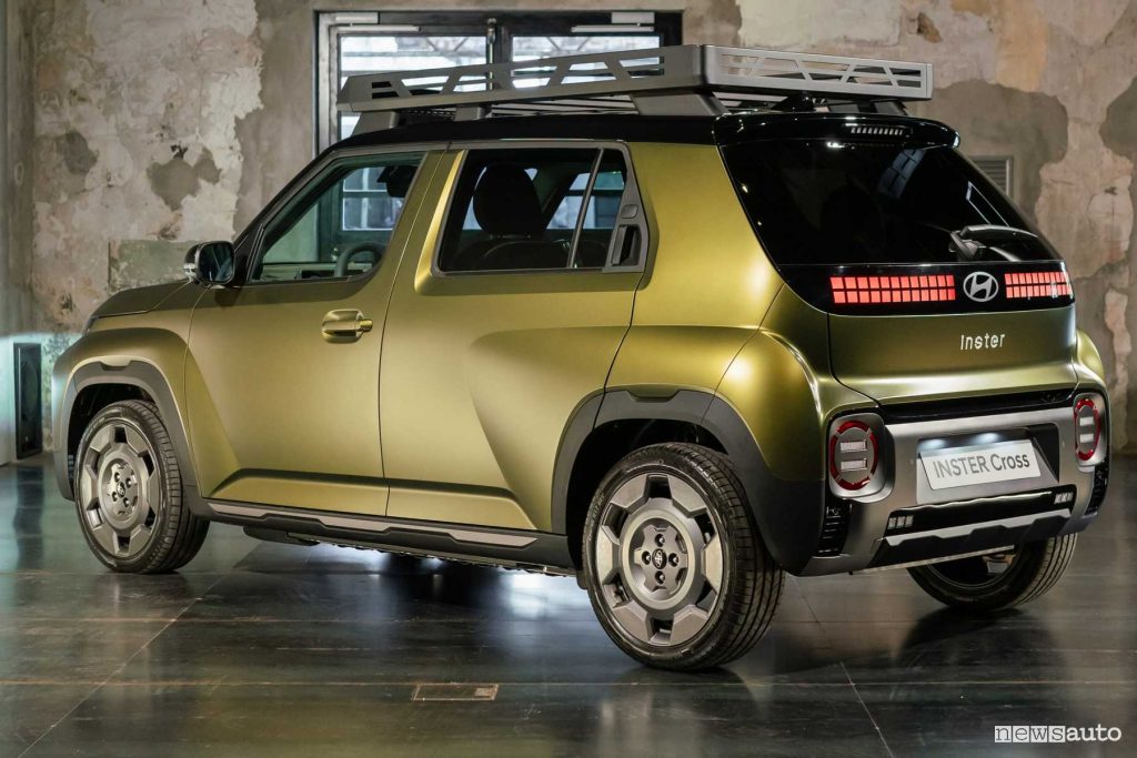 Hyundai Inster Cross posteriore 3/4