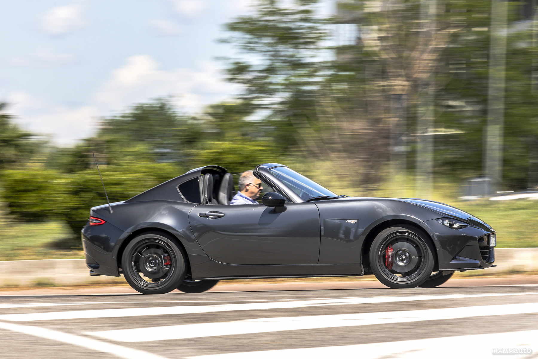 BOSE e MX-5: sulla spider un’esperienza sonora unica con l’impianto audio immersivo